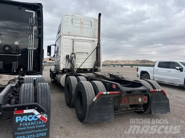 Volvo VNL Camiones tractor