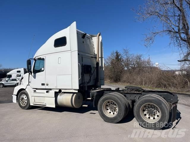 Volvo VNL Camiones tractor