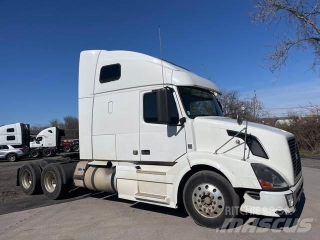 Volvo VNL Camiones tractor