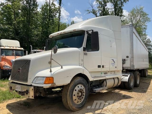 Volvo VNL Camiones tractor