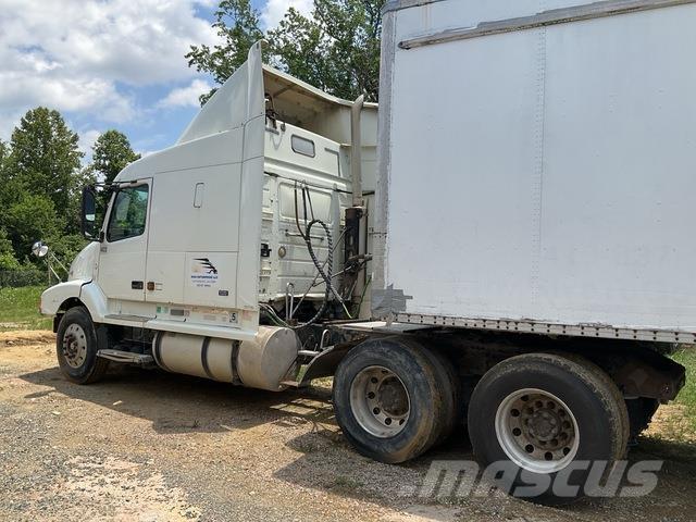 Volvo VNL Camiones tractor