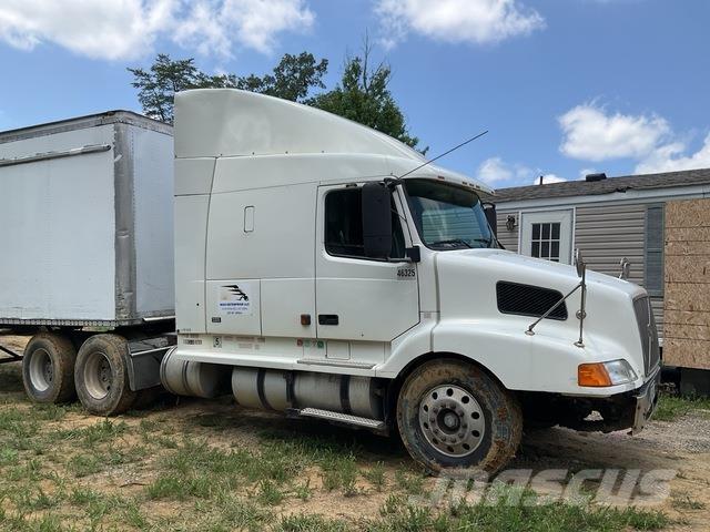 Volvo VNL Camiones tractor