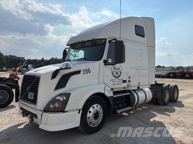 Volvo VNL Camiones tractor