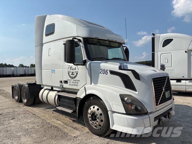 Volvo VNL Camiones tractor