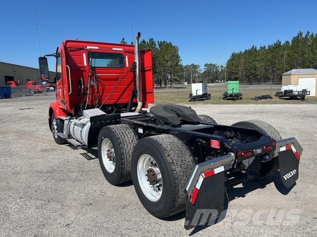 Volvo VNR Camiones tractor