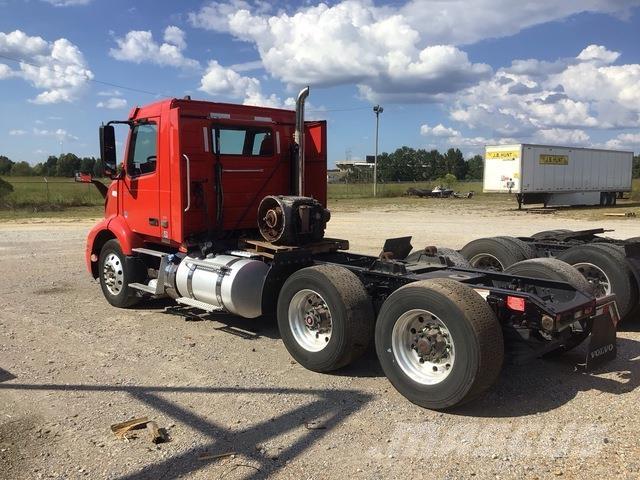 Volvo VNR Camiones tractor