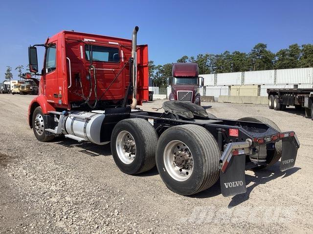 Volvo VNR Camiones tractor