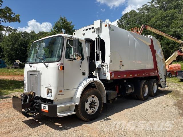 Volvo WX64 Camiones de basura