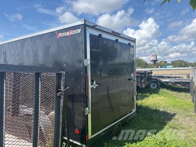 Wells Cargo  Cajas de remolque