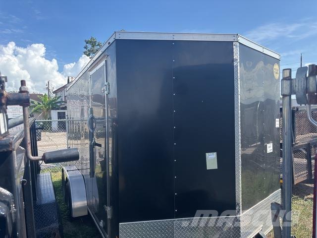 Wells Cargo  Cajas de remolque