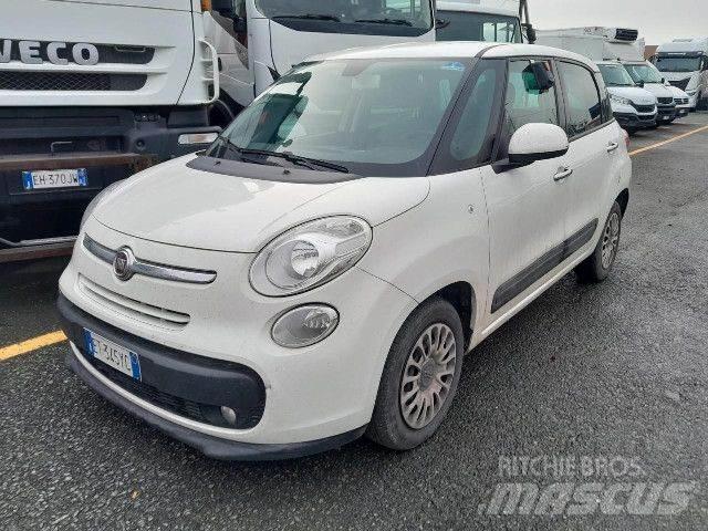 Fiat 500L Vehículos de caha cerrada