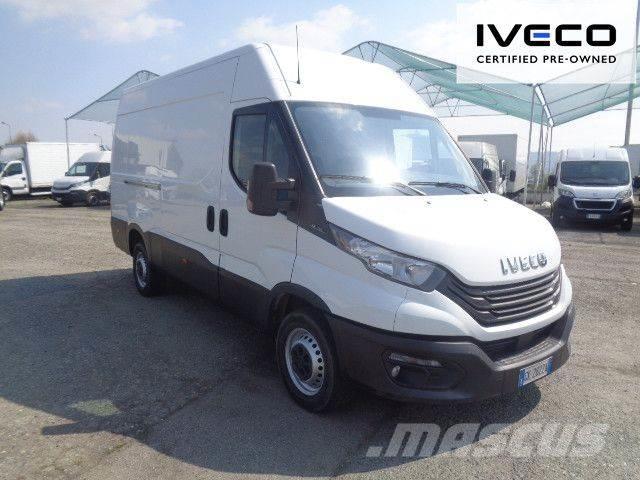 Iveco 35S14 Vehículos de caha cerrada