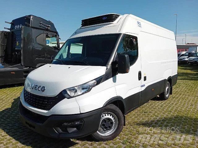 Iveco 35S16 Camiones con temperatura controlada