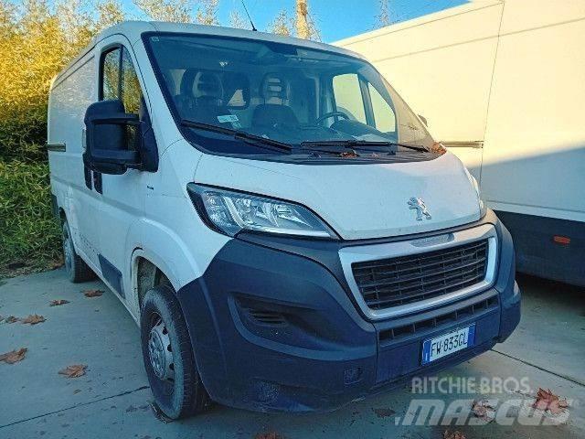 Peugeot BOXER Vehículos de caha cerrada