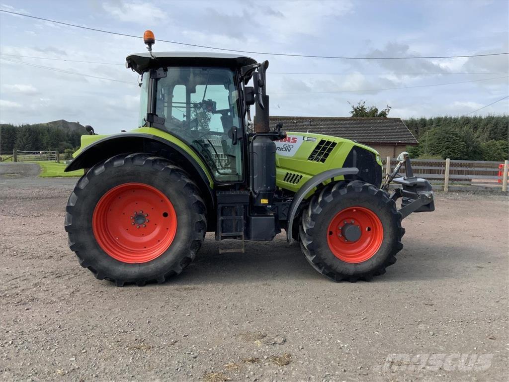 CLAAS ARION 610 Tractores