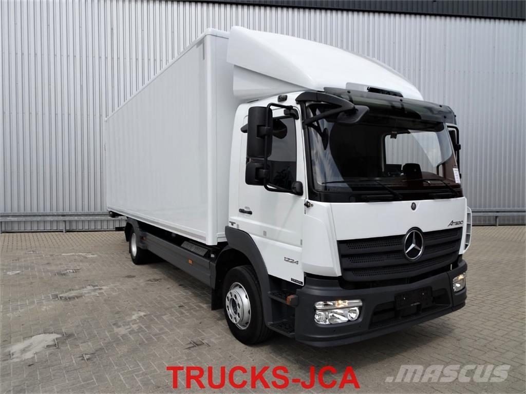 Mercedes-Benz Atego 1224 Camiones con caja de remolque