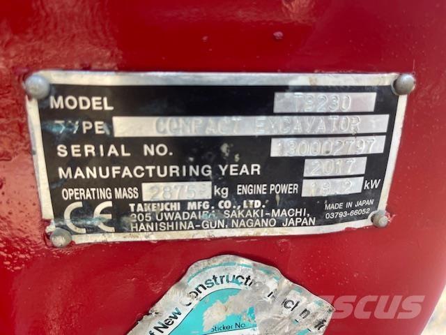 Takeuchi TB230 Excavadoras 7t - 12t
