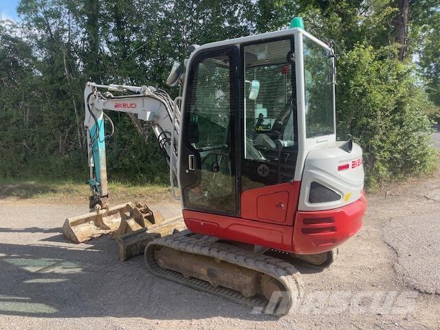 Takeuchi TB230 Excavadoras 7t - 12t