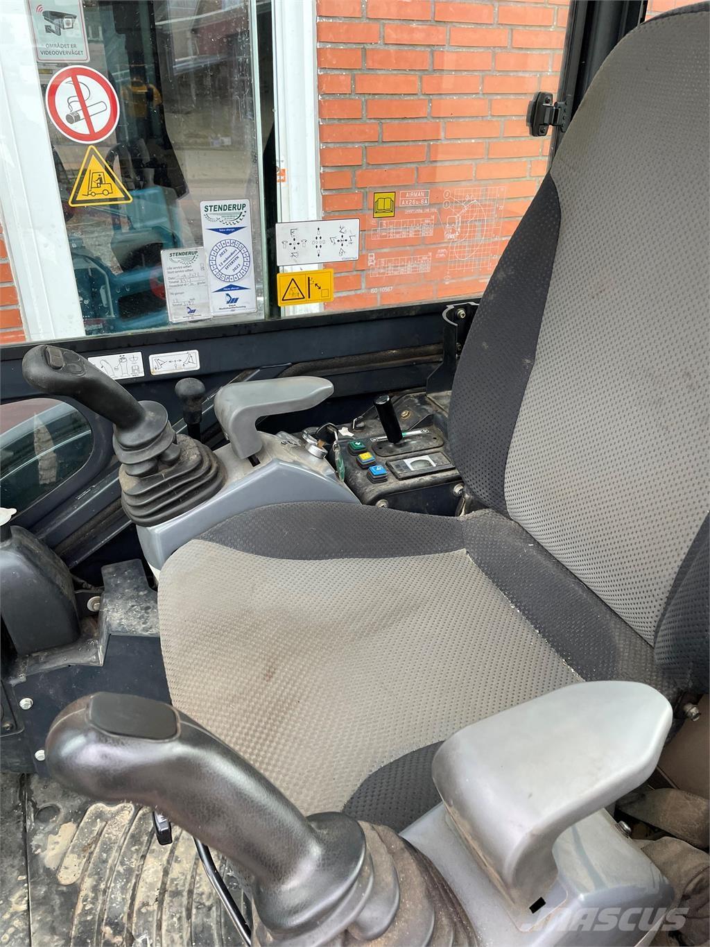 Airman AX26U-6A Miniexcavadoras