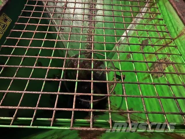 Amazone E+S 300 Esparcidoras de arena y sal