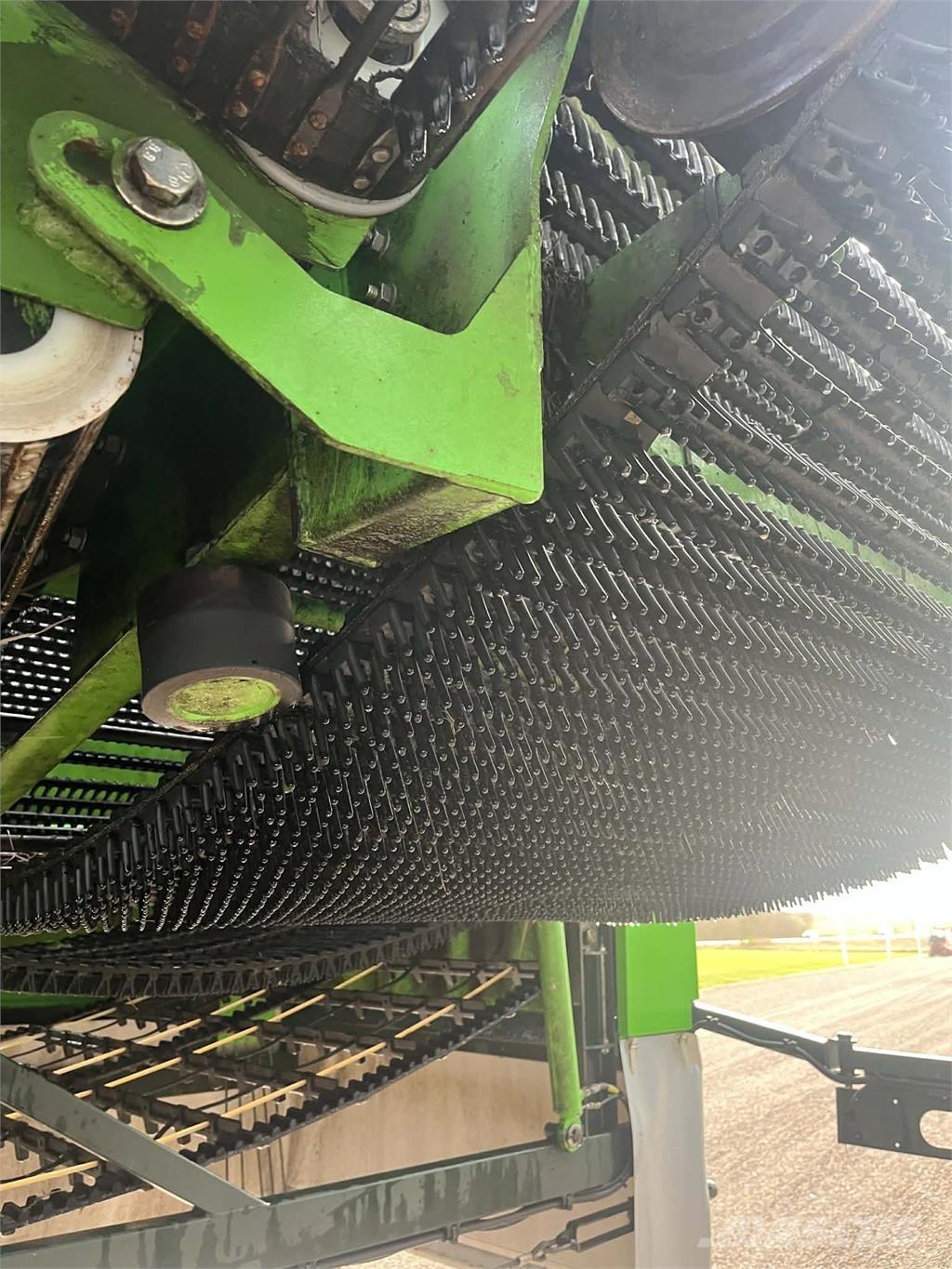 AVR 9200 CR Cosechadoras de papa