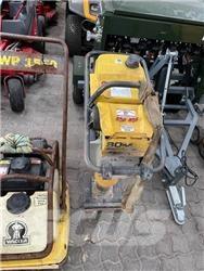 Bomag BT602 Pisones compactadores