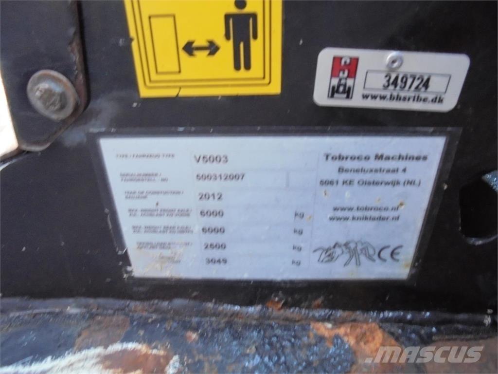 GiANT 5003 Minicargadoras