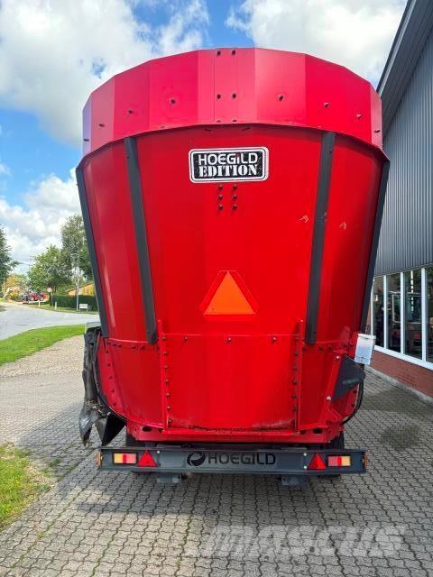  Hoegild 27 M3 Remolques de forraje