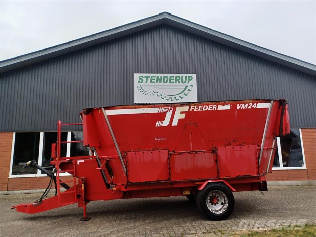 JF VM 24 Remolques de forraje