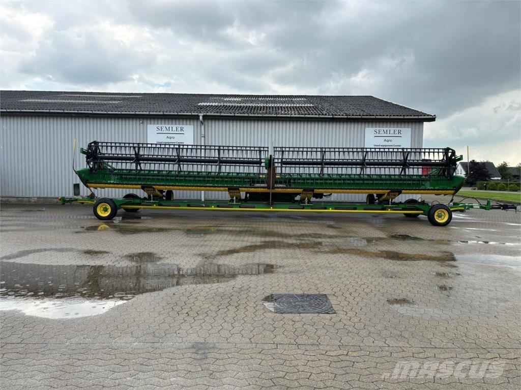 John Deere 640D Cabezales de cosechadoras combinadas