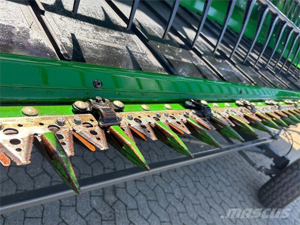 John Deere 735D Cabezales de cosechadoras combinadas