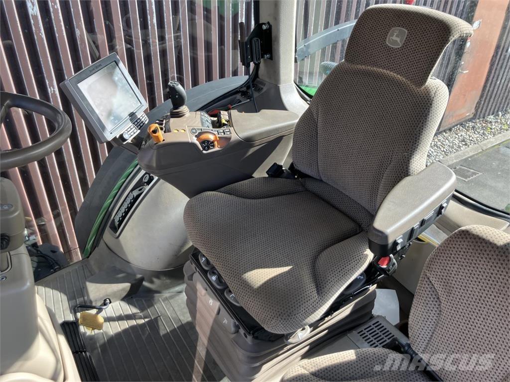 John Deere 8320R Tractores