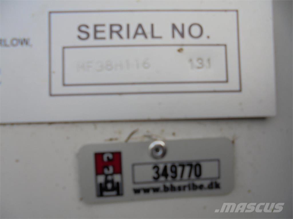 Keenan MF380 Remolques de forraje