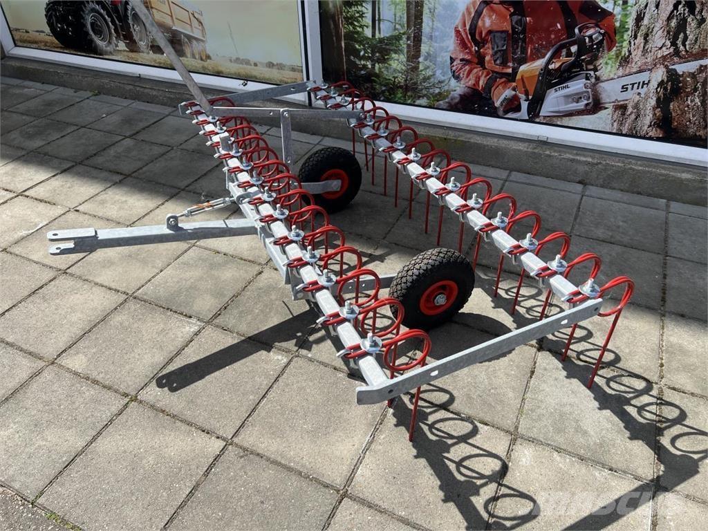 KT 112 Rastrilladoras y rastrilladoras giratorias