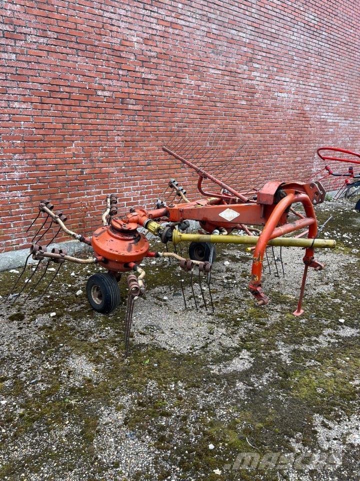 Kuhn GSR 25 N Rastrilladoras y rastrilladoras giratorias