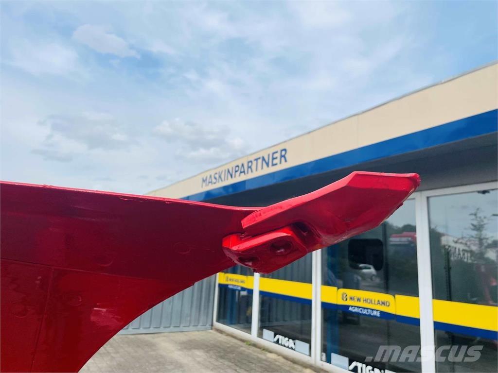 Kverneland 3300S Arados reversibles