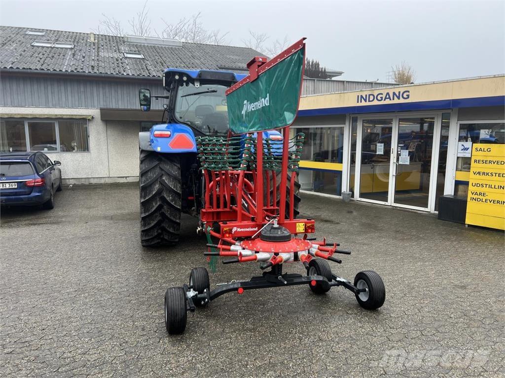 Kverneland 9542 Rastrilladoras y rastrilladoras giratorias