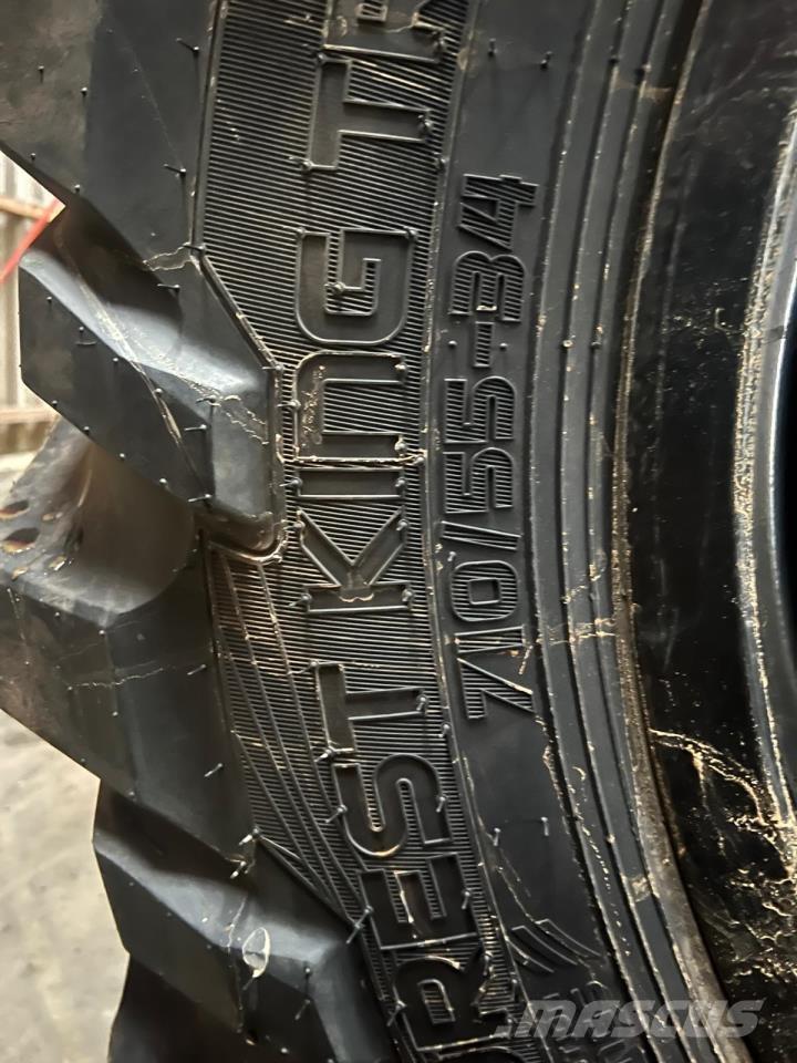 Lännen 8800M Retrocargadoras