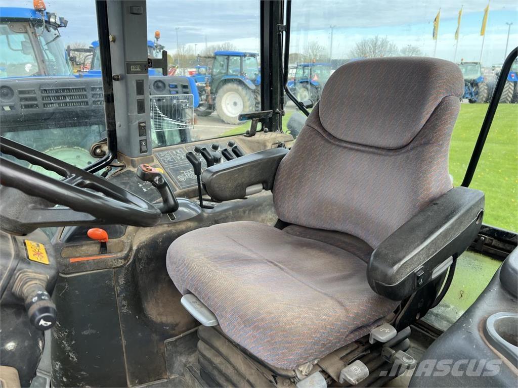 New Holland TM150 Tractores