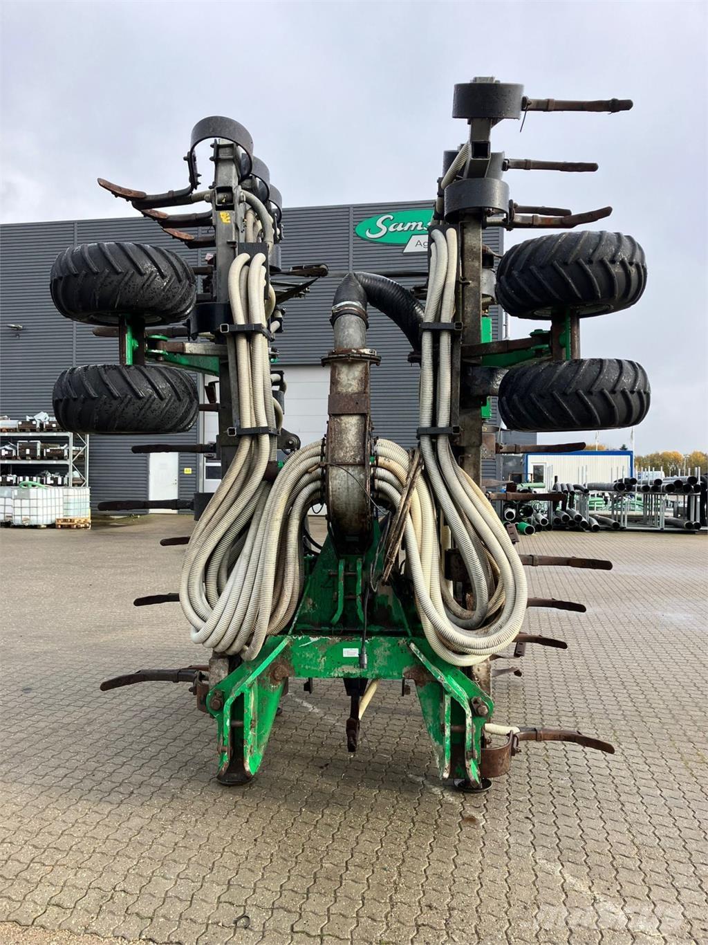 Samson CMX 8,6 Pulverizadoras de fertilizante