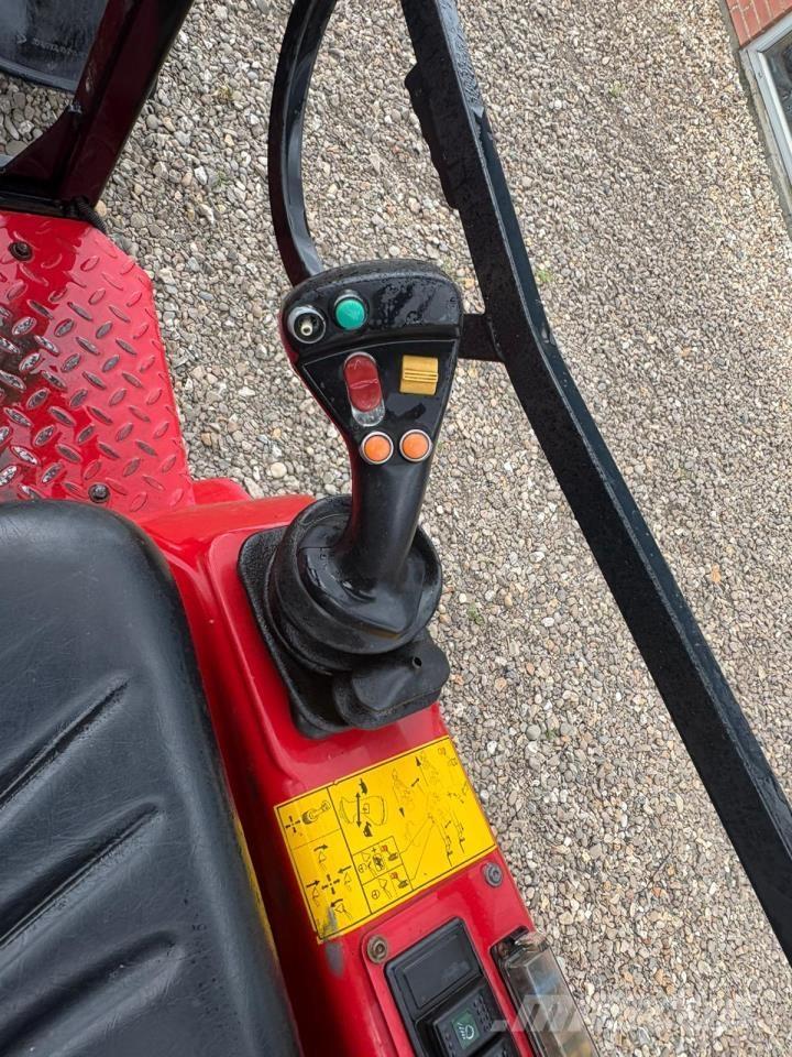 Schäffer 2345T Minicargadoras