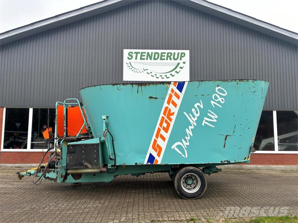 Storti TW180 Remolques de forraje