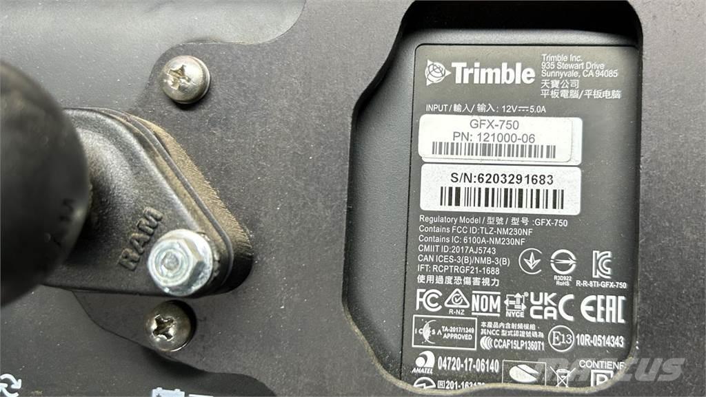 Trimble GFX-750 GPS