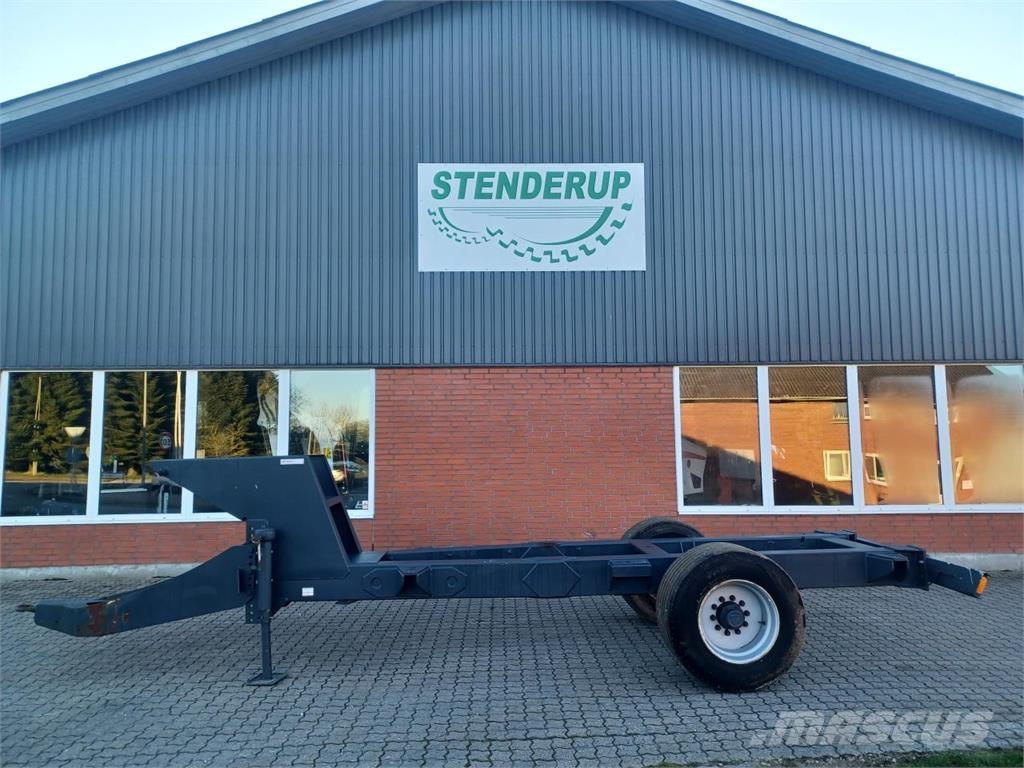  UNDERVOGN NR. 90 Remolques de forraje