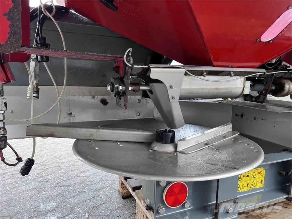 Unia MXL3000 Pulverizadoras de fertilizante