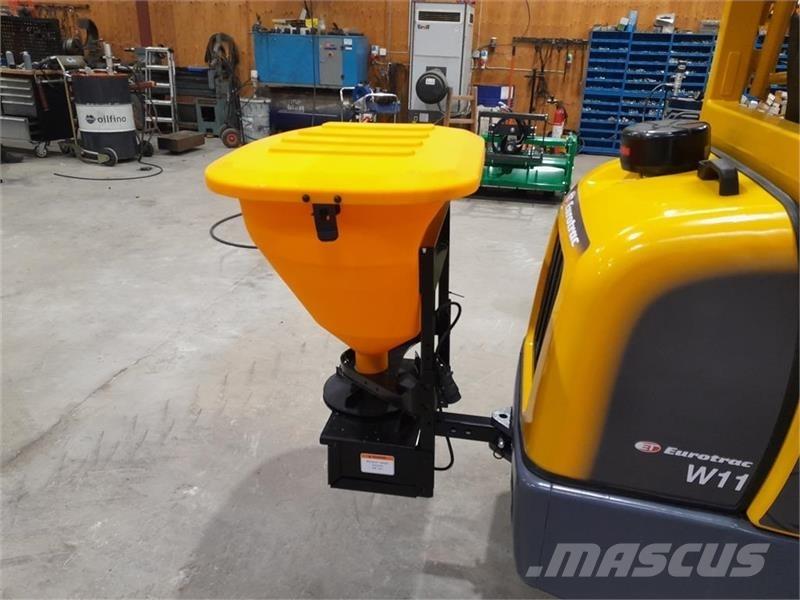  - - - BOXER Esparcidoras de arena y sal