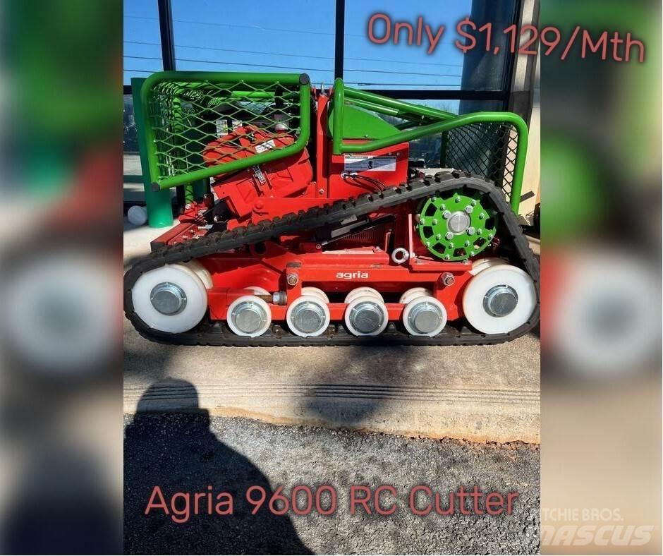 Agria 9600 Desmenuzadoras, cortadoras y desenrolladoras de pacas