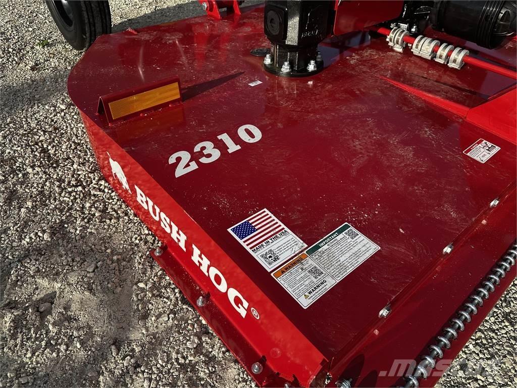 Bush Hog 2310R Desmenuzadoras, cortadoras y desenrolladoras de pacas