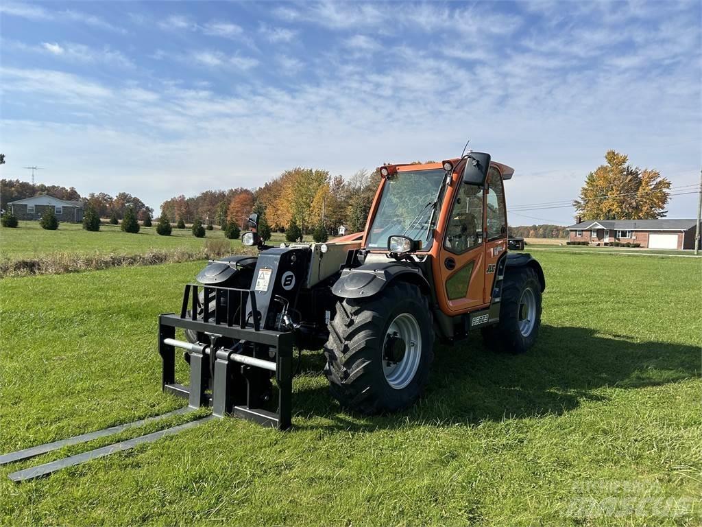 JLG AG823 Carretillas telescópicas