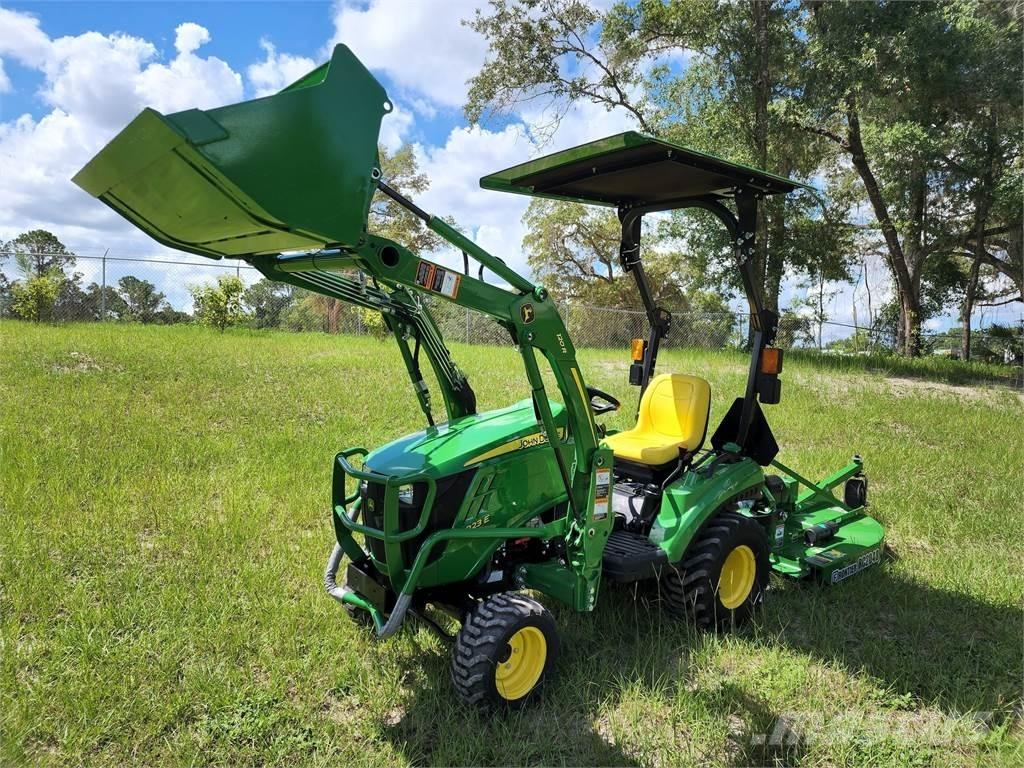 John Deere 1023E Tractores compactos